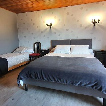 La Grange Des Roches Roses Bed & Breakfast Anchenoncourt-et-Chazel Exterior photo
